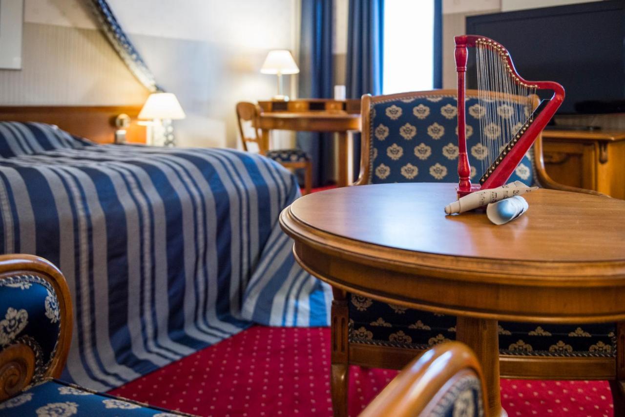 Hotel Saechsischer Hof Meiningen Ngoại thất bức ảnh